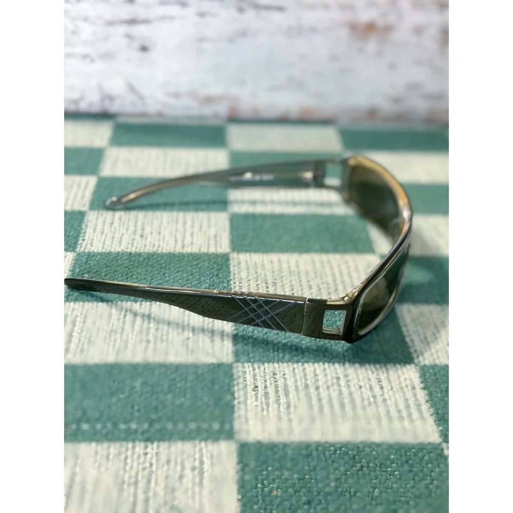 Burberry great used